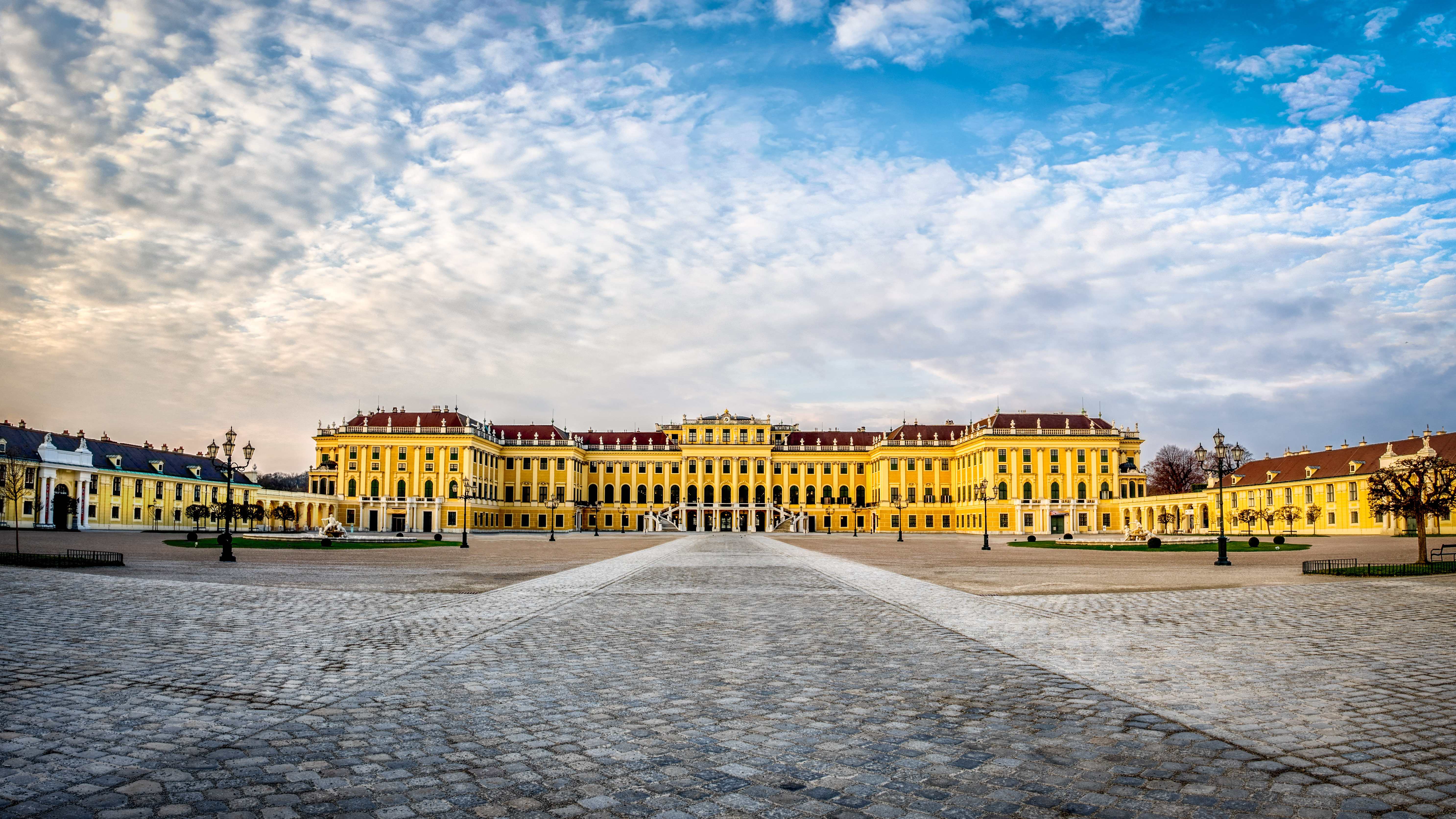 HQ Schönbrunn Palace Wallpapers | File 4017.04Kb