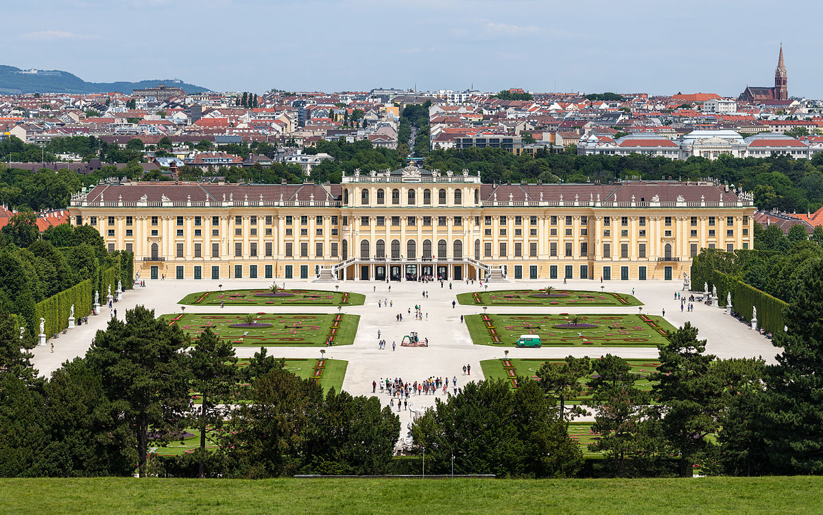 Nice Images Collection: Schönbrunn Palace Desktop Wallpapers