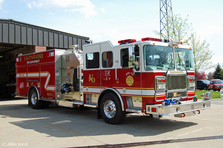 740x493 > Seagrave Fire Truck Wallpapers