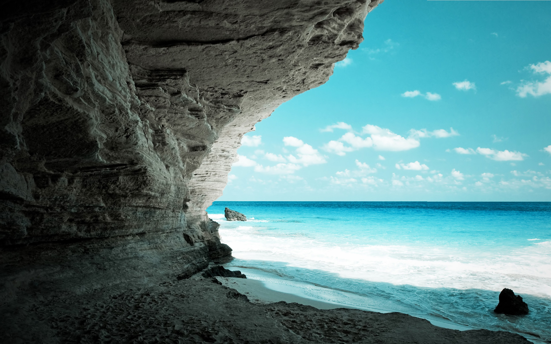 Amazing Seashore Pictures & Backgrounds