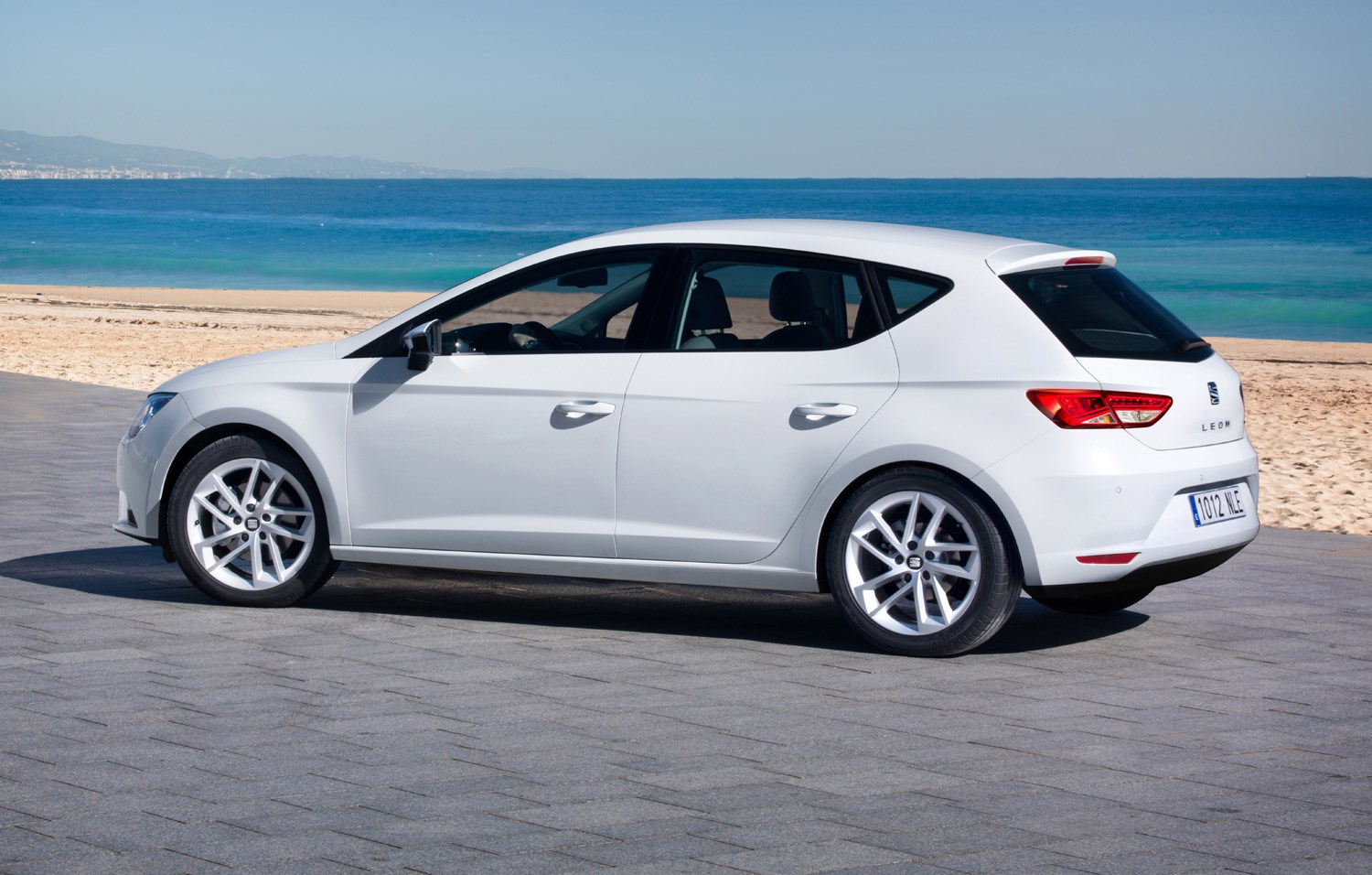 Seat Leon Backgrounds on Wallpapers Vista