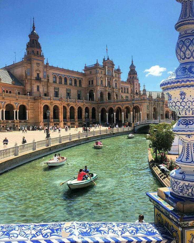 Amazing Seville Pictures & Backgrounds