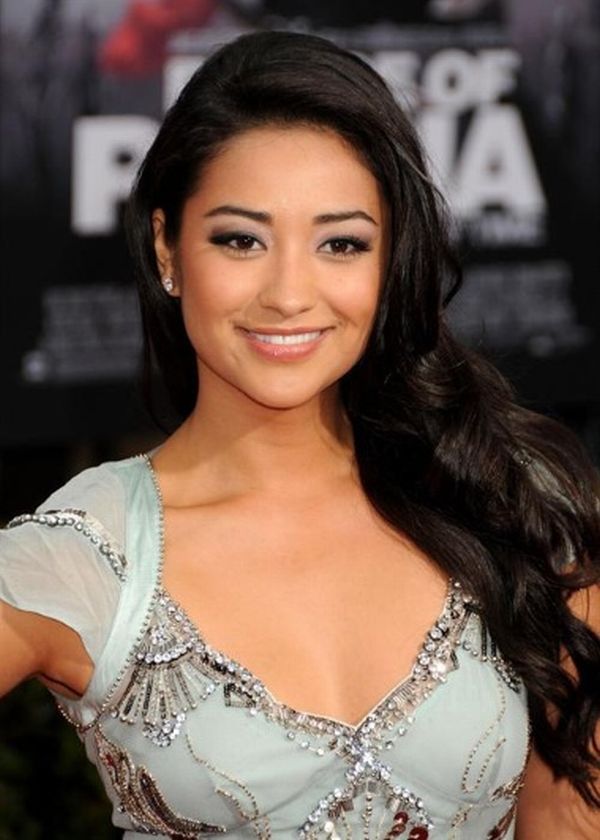 Amazing Shay Mitchell Pictures & Backgrounds