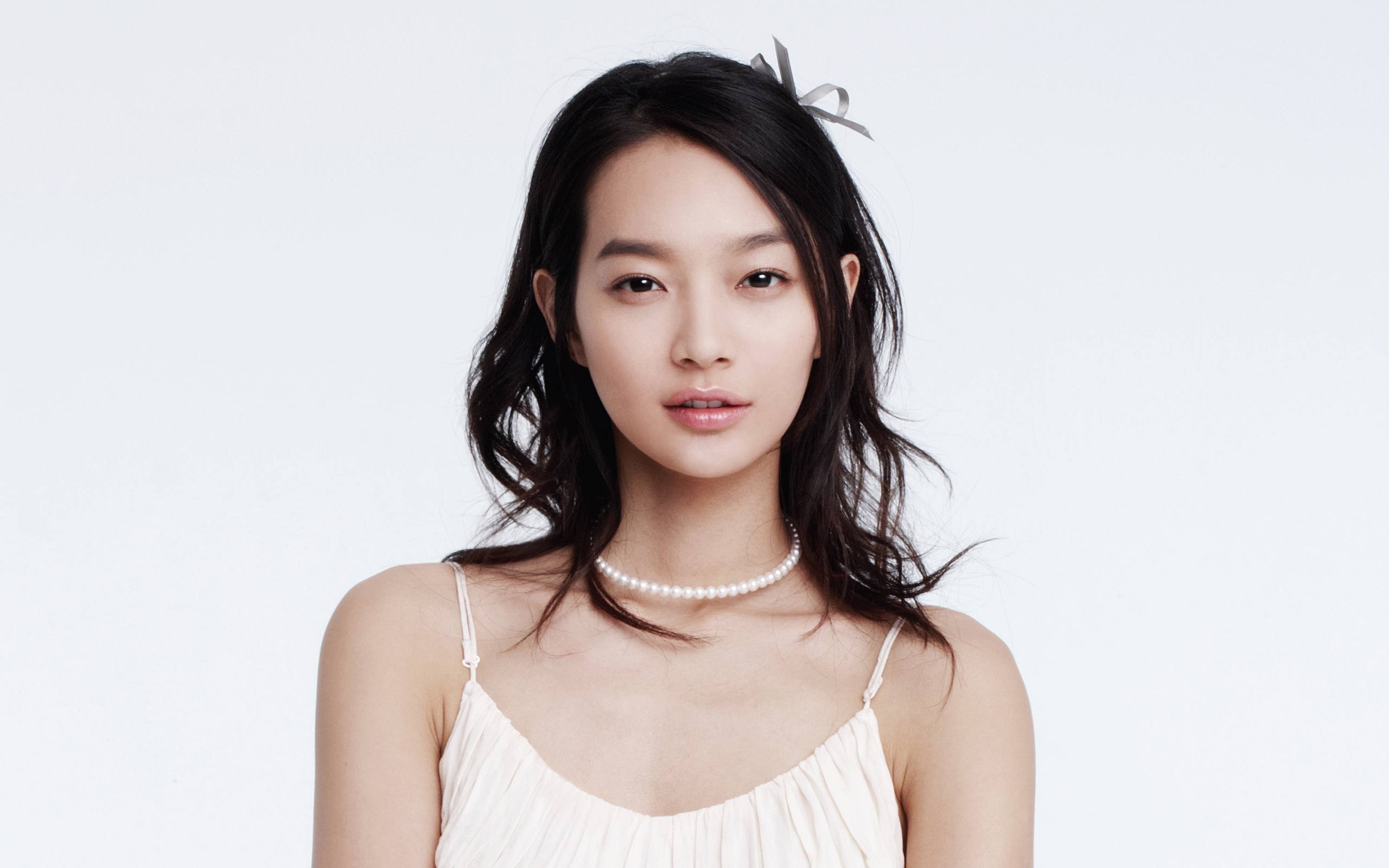 Amazing Shin Min Ah Pictures & Backgrounds