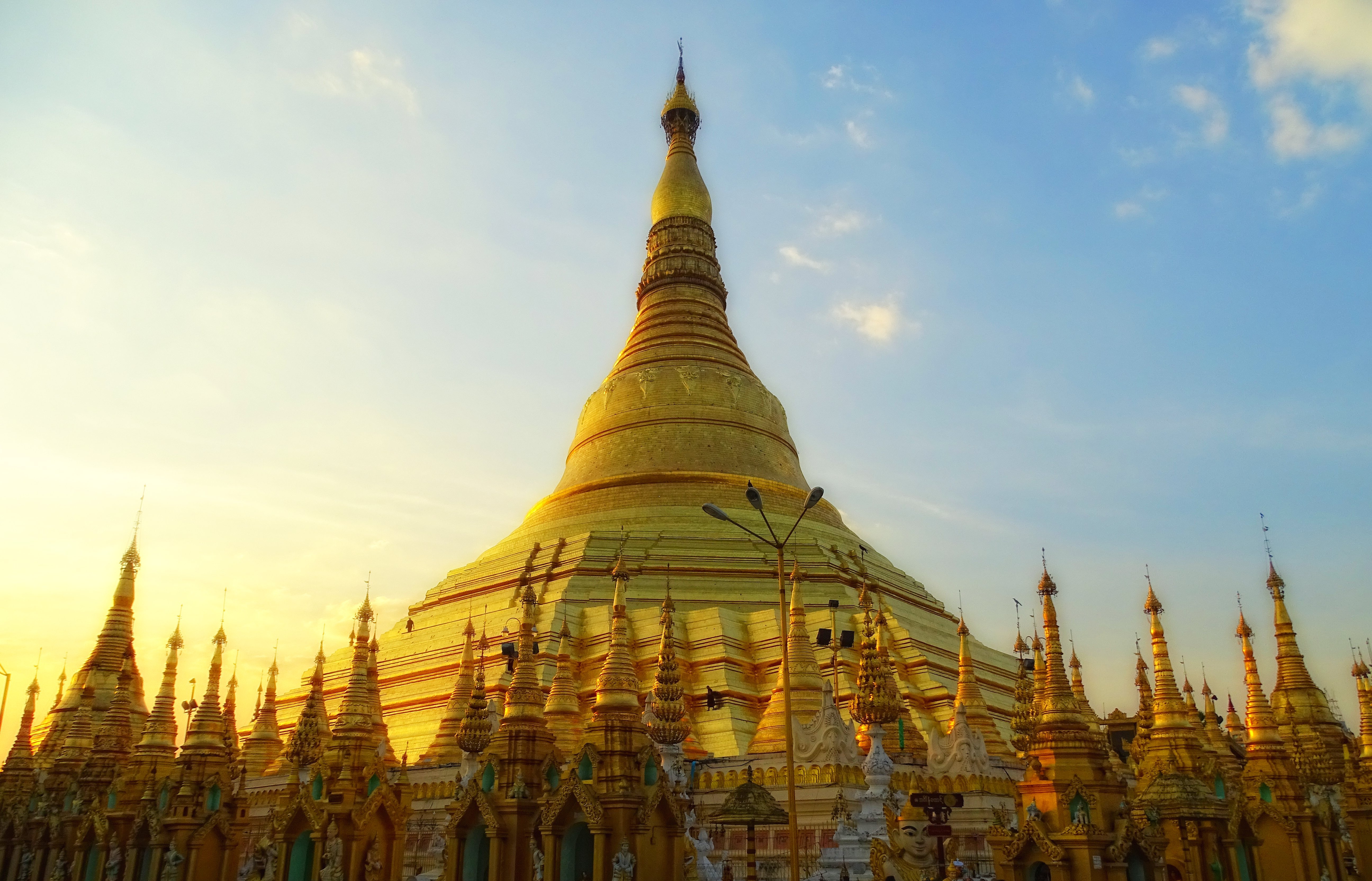 Nice Images Collection: Shwedagon Pagoda Desktop Wallpapers
