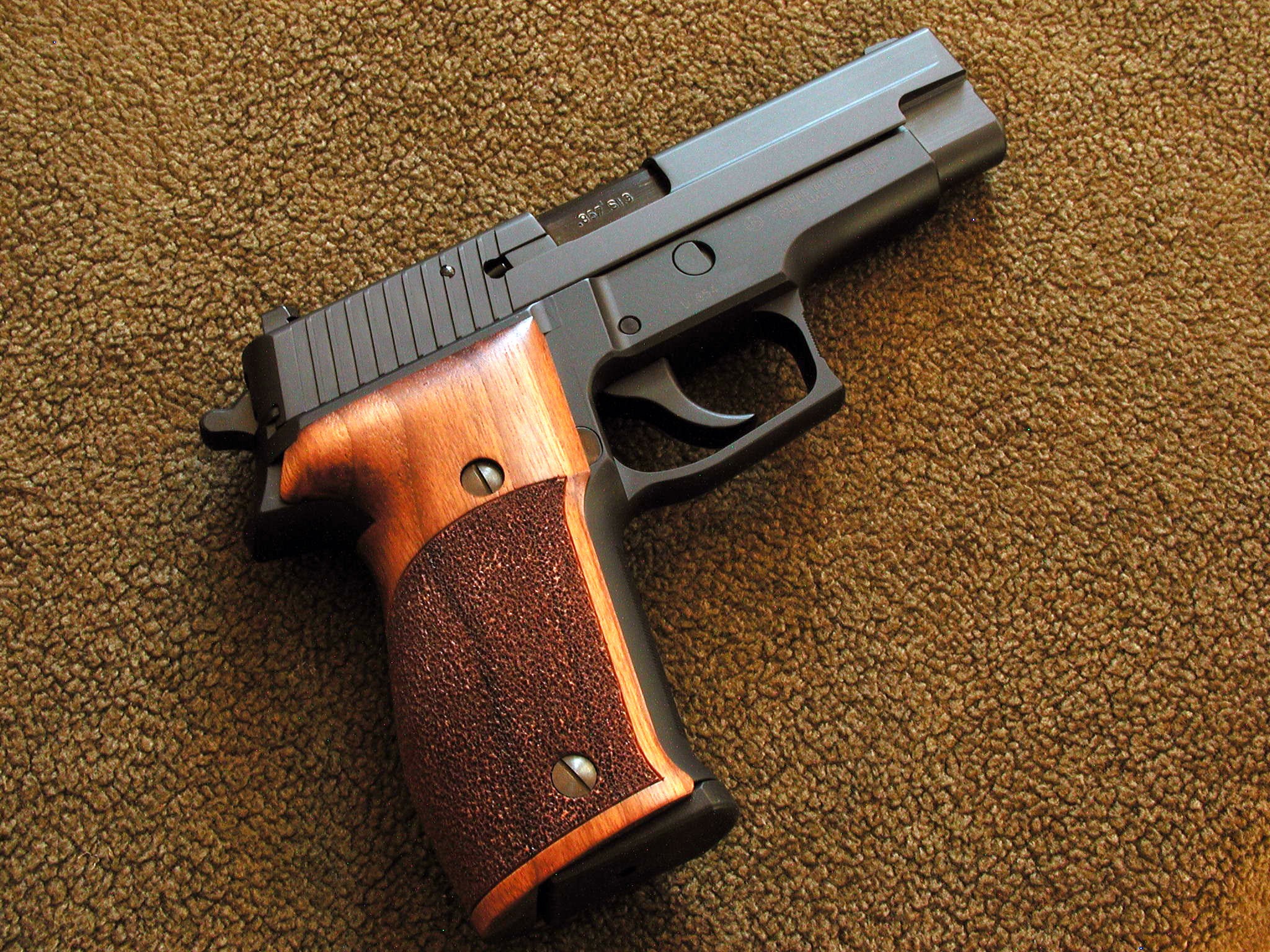HD Quality Wallpaper | Collection: Weapons, 2048x1536 Sig Sauer P210 Pistol