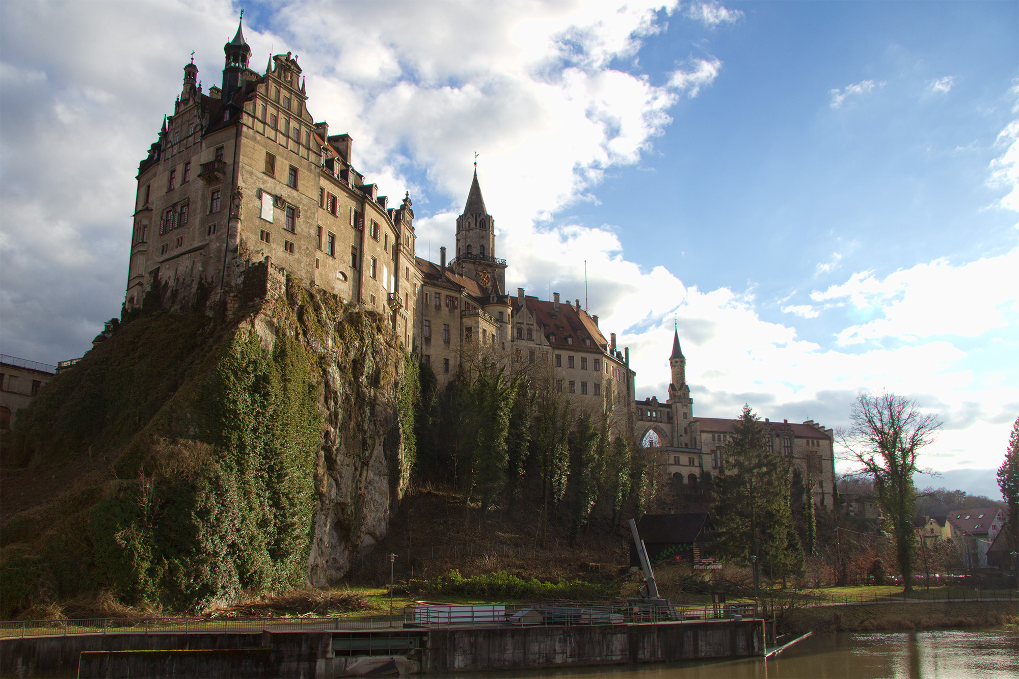 Sigmaringen Castle Backgrounds, Compatible - PC, Mobile, Gadgets| 2000x1333 px