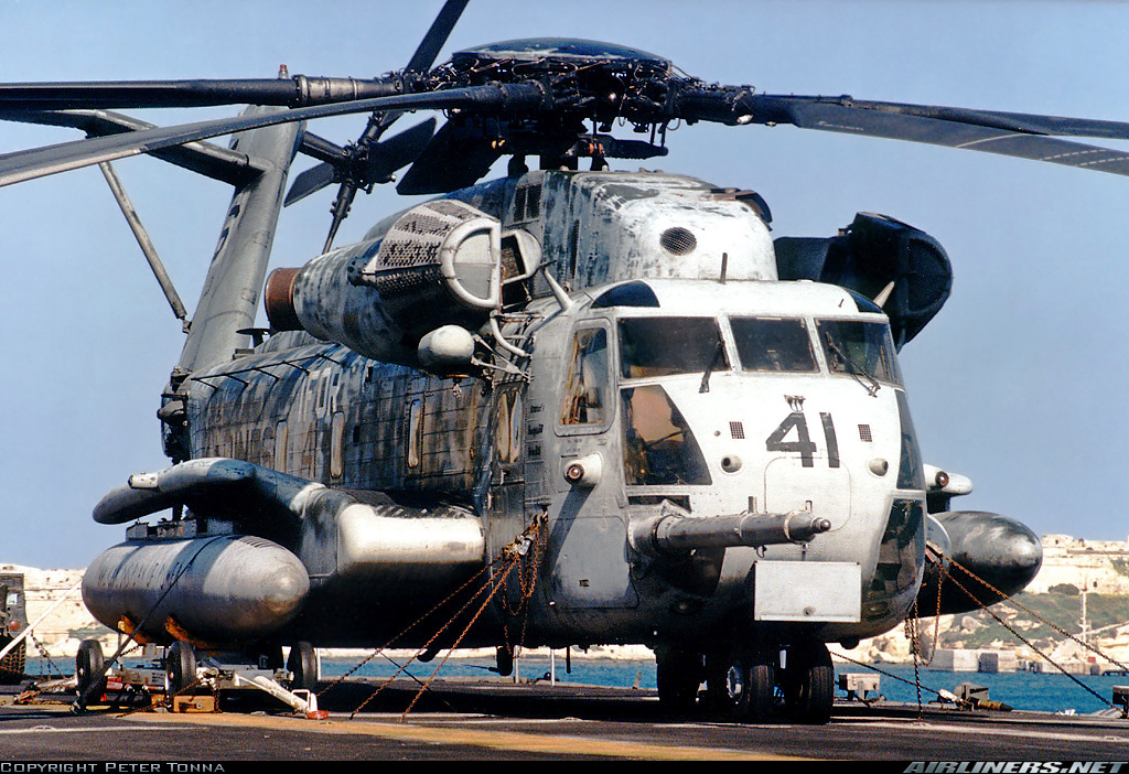 Sikorsky CH-53E Super Stallion #18