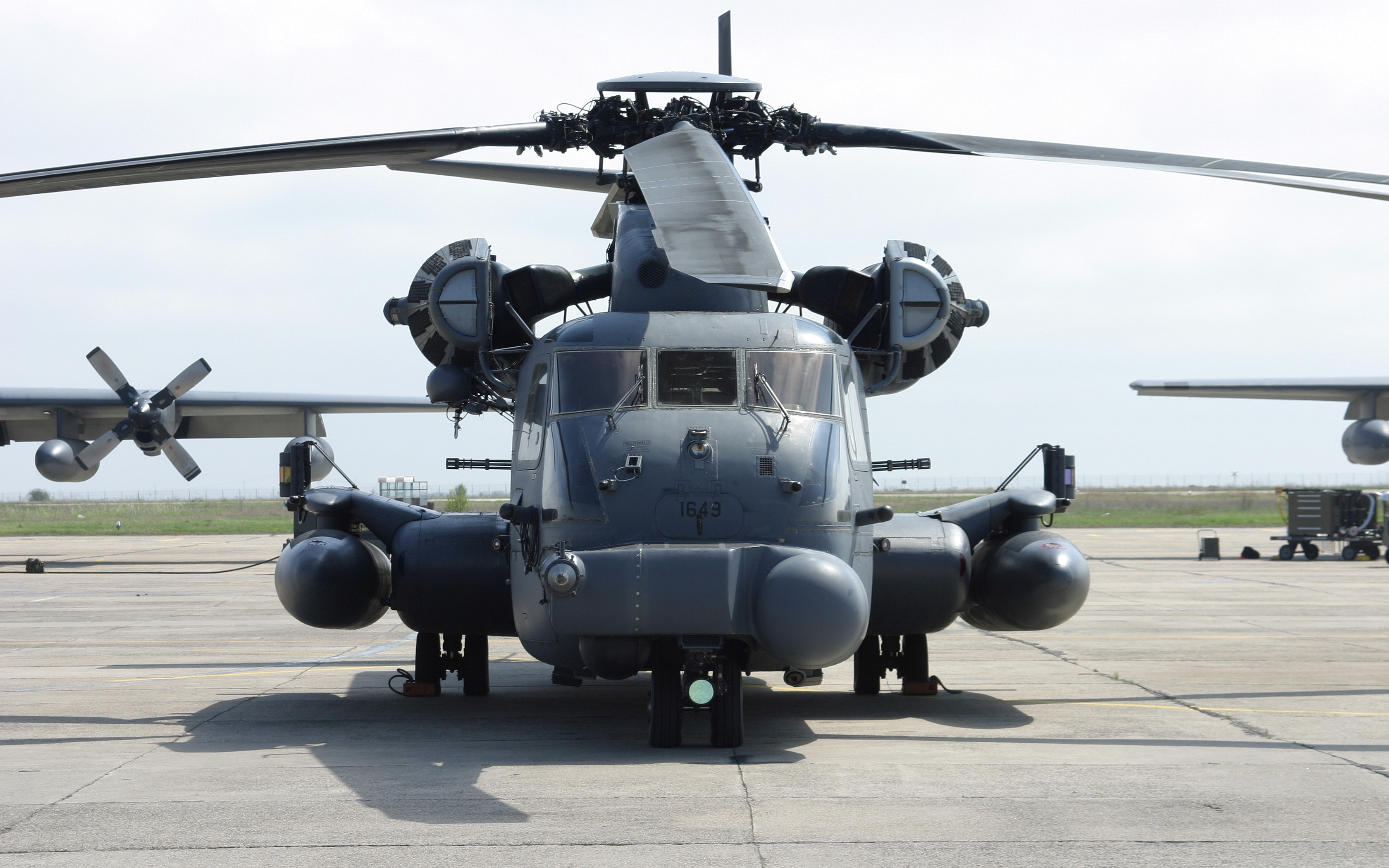 HD Quality Wallpaper | Collection: Military, 3360x2100 Sikorsky MH-53
