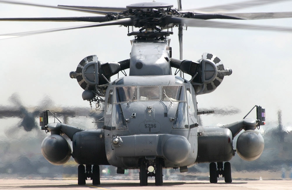 Nice Images Collection: Sikorsky MH-53 Desktop Wallpapers