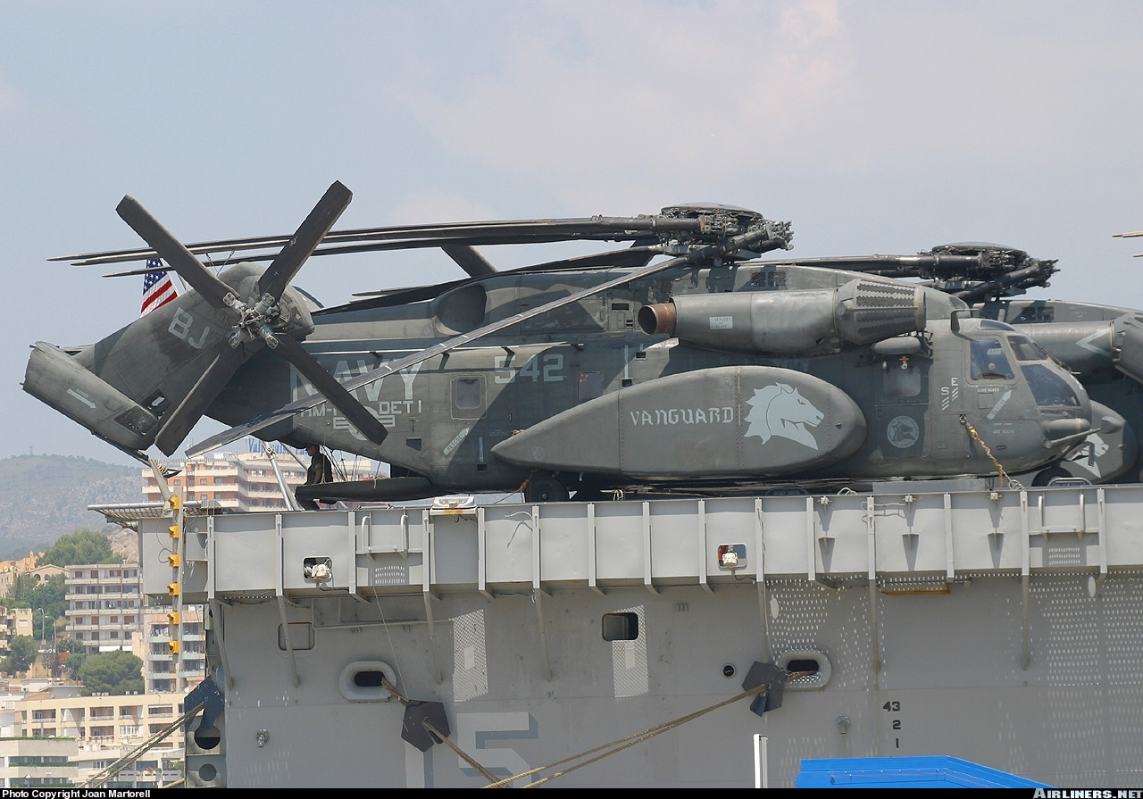 Nice Images Collection: Sikorsky MH-53E Sea Dragon Desktop Wallpapers