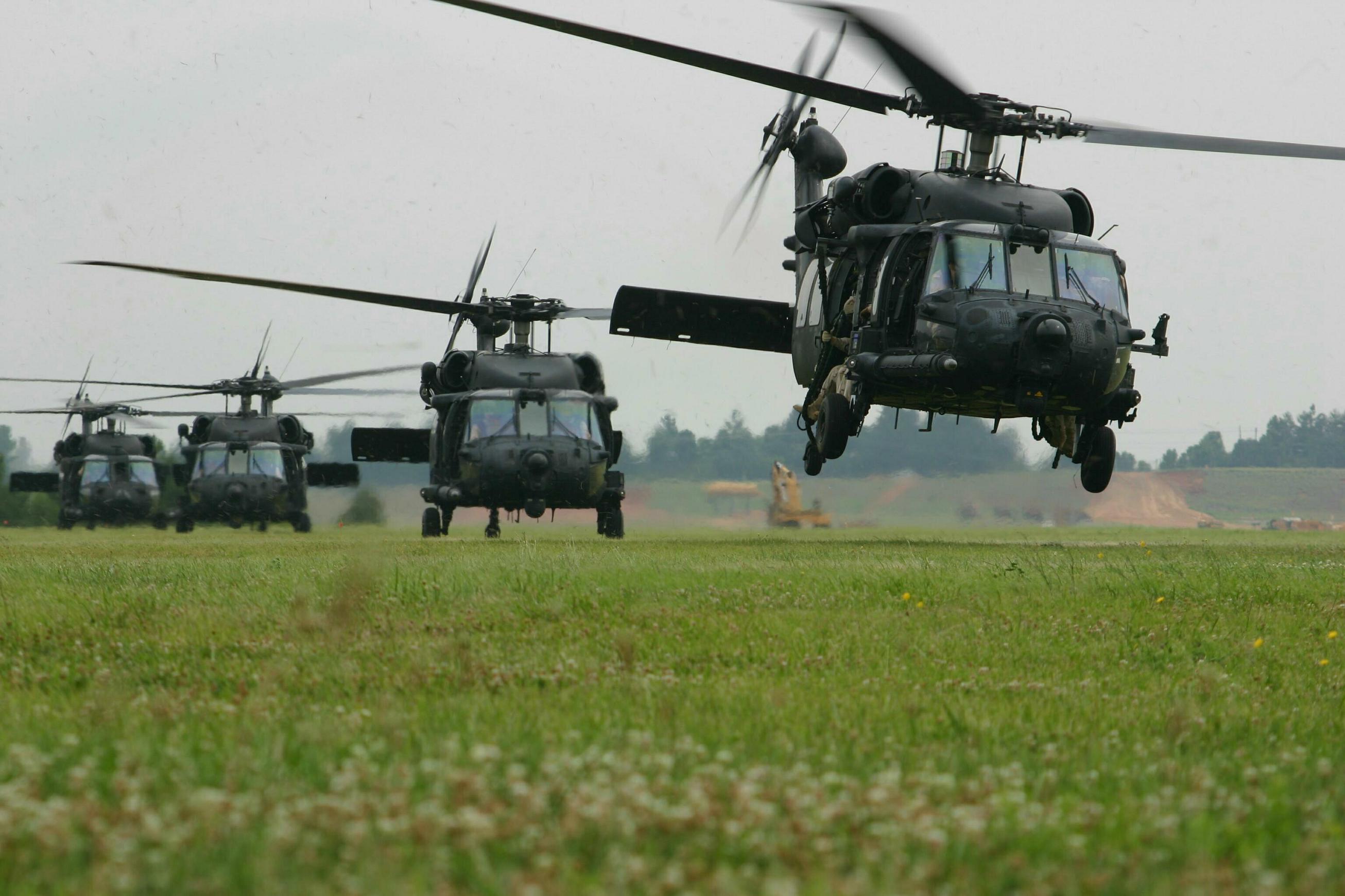 Sikorsky UH-60 Black Hawk #19