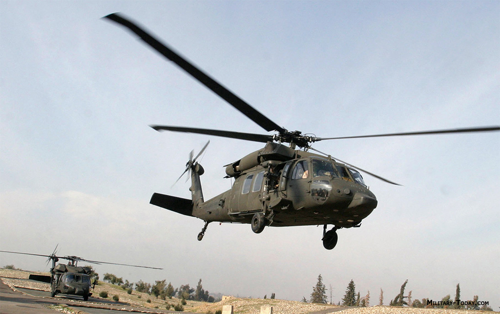 HQ Sikorsky UH-60 Black Hawk Wallpapers | File 173.93Kb