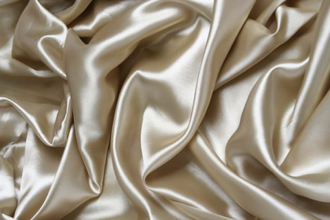 HQ Silk Wallpapers | File 48.44Kb