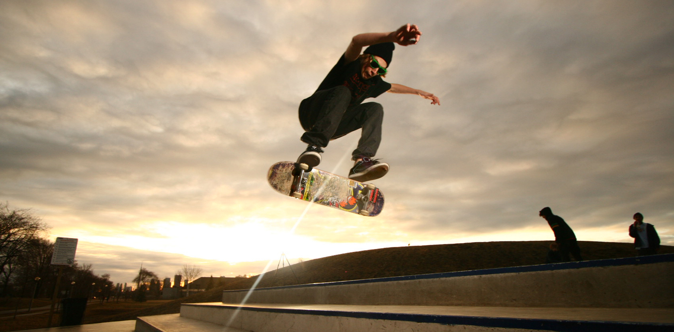 HD Quality Wallpaper | Collection: Sports, 1356x668 Skateboarding