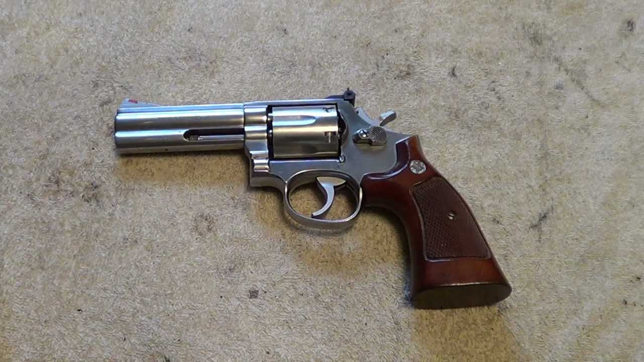 Smith & Wesson 357 Magnum Revolver #4