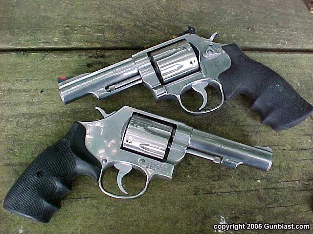 High Resolution Wallpaper | Smith & Wesson 357 Magnum Revolver 640x480 px