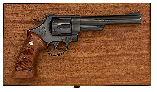 Smith & Wesson. Model 29 Revolver #8
