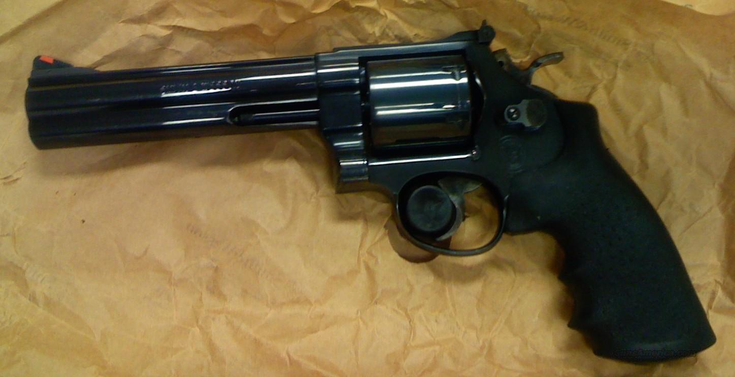 Smith & Wesson. Model 29 Revolver #5
