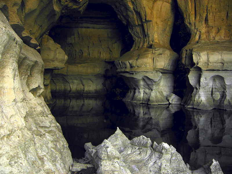 Sof Omar Caves Backgrounds on Wallpapers Vista