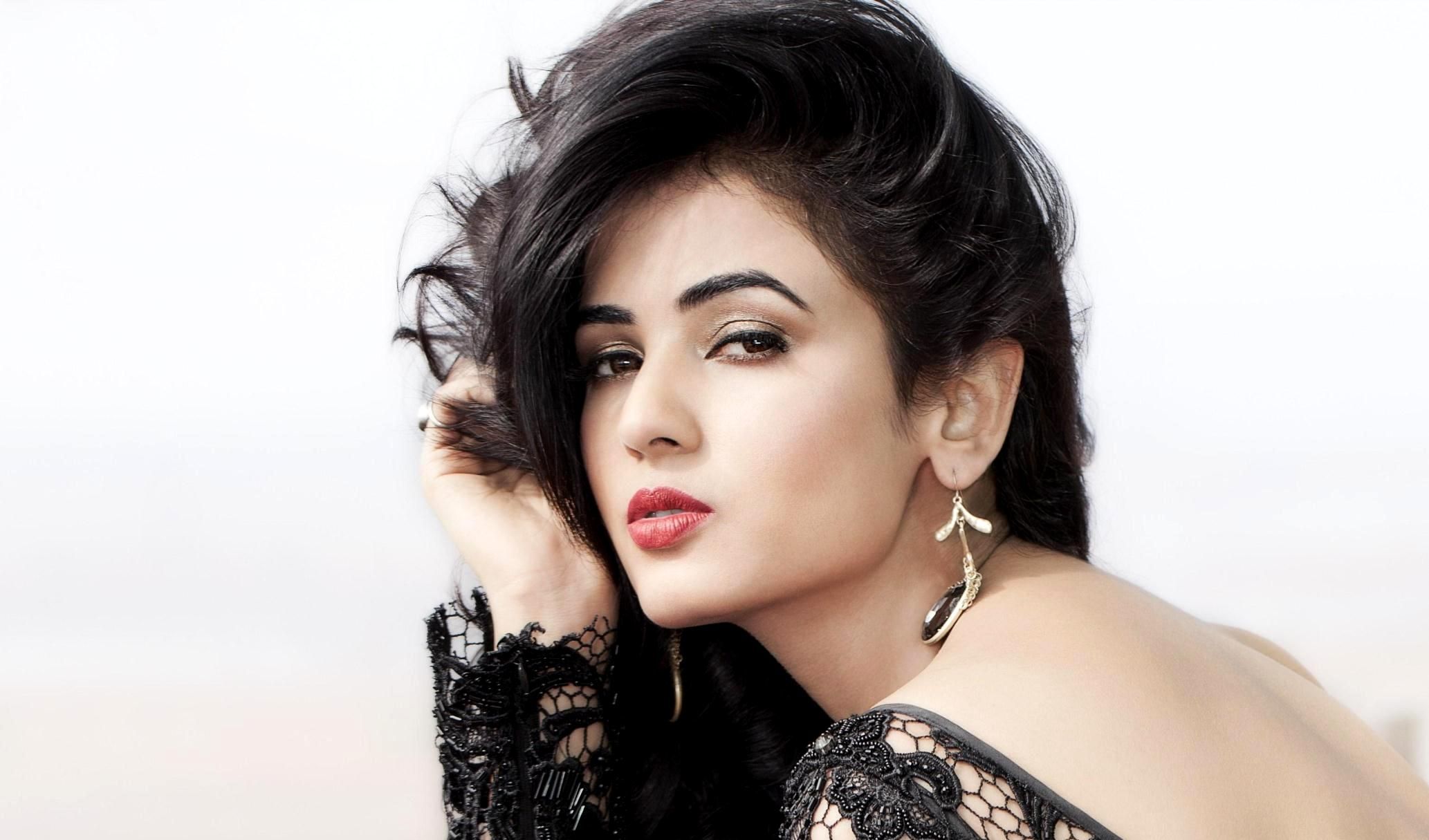 Sonal Chauhan Pics, Celebrity Collection