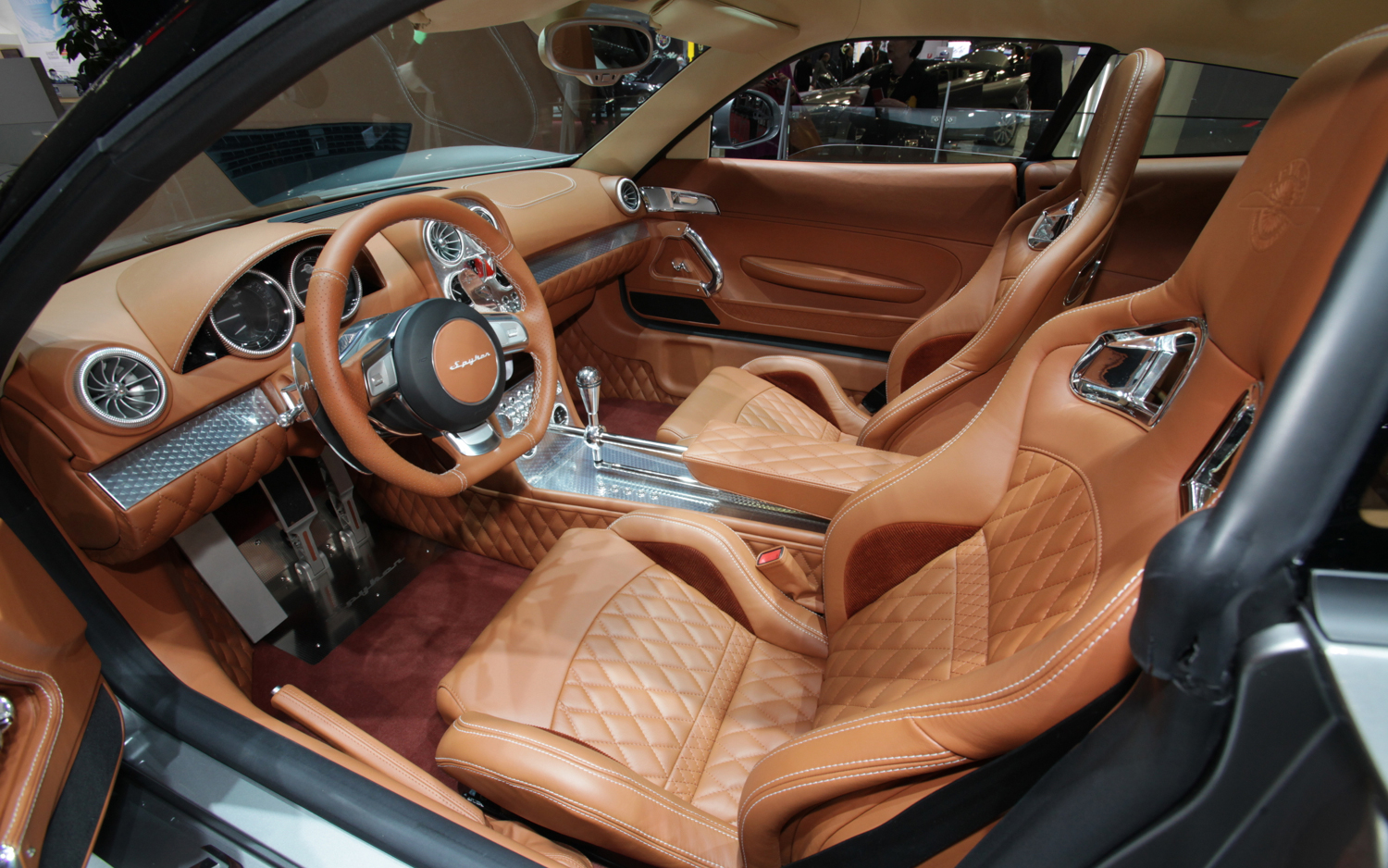 Amazing Spyker Pictures & Backgrounds