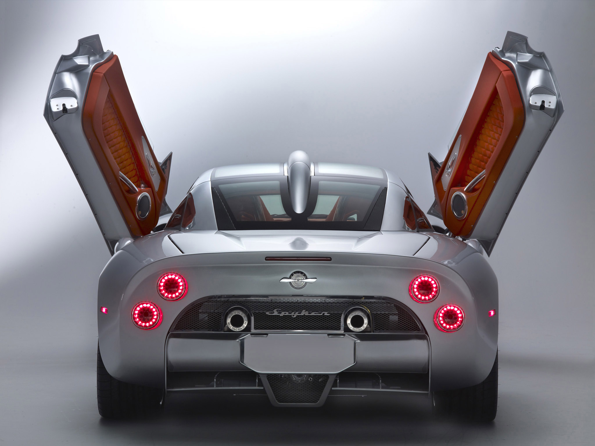 HQ Spyker C8 Aileron Wallpapers | File 345.56Kb