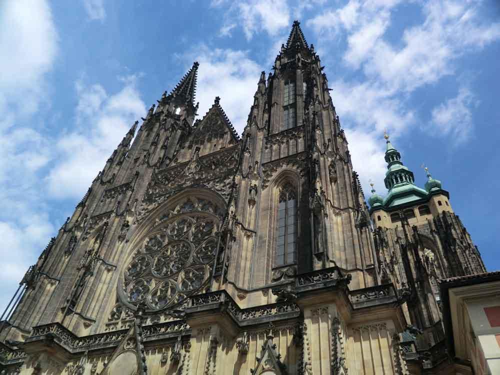 St. Vitus Cathedral Backgrounds, Compatible - PC, Mobile, Gadgets| 1000x750 px