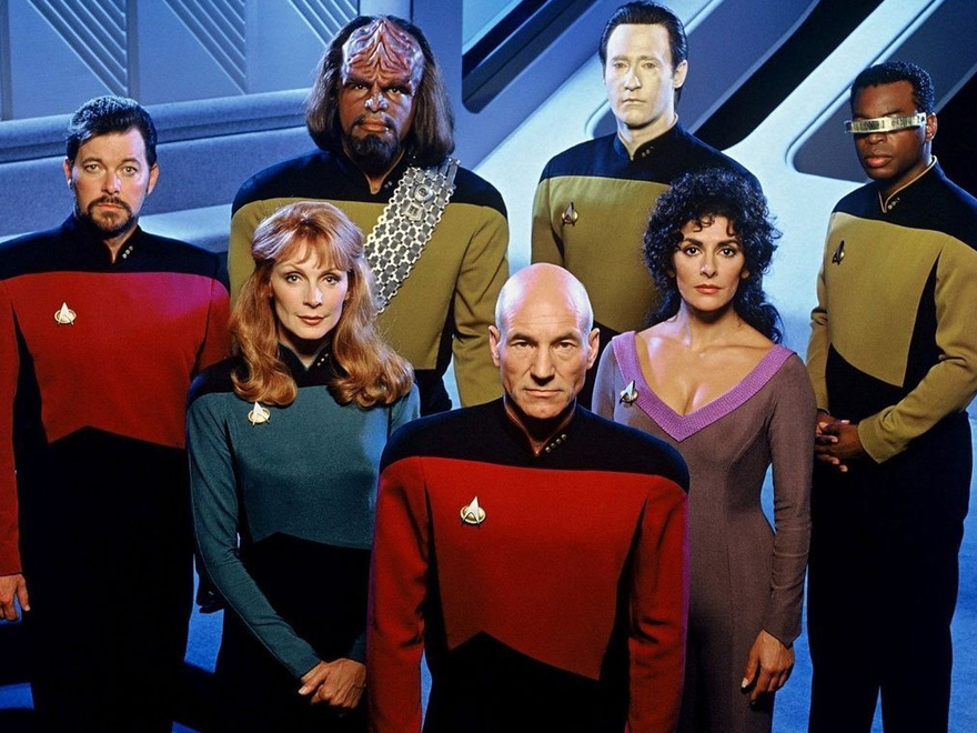 Star Trek: The Next Generation #18