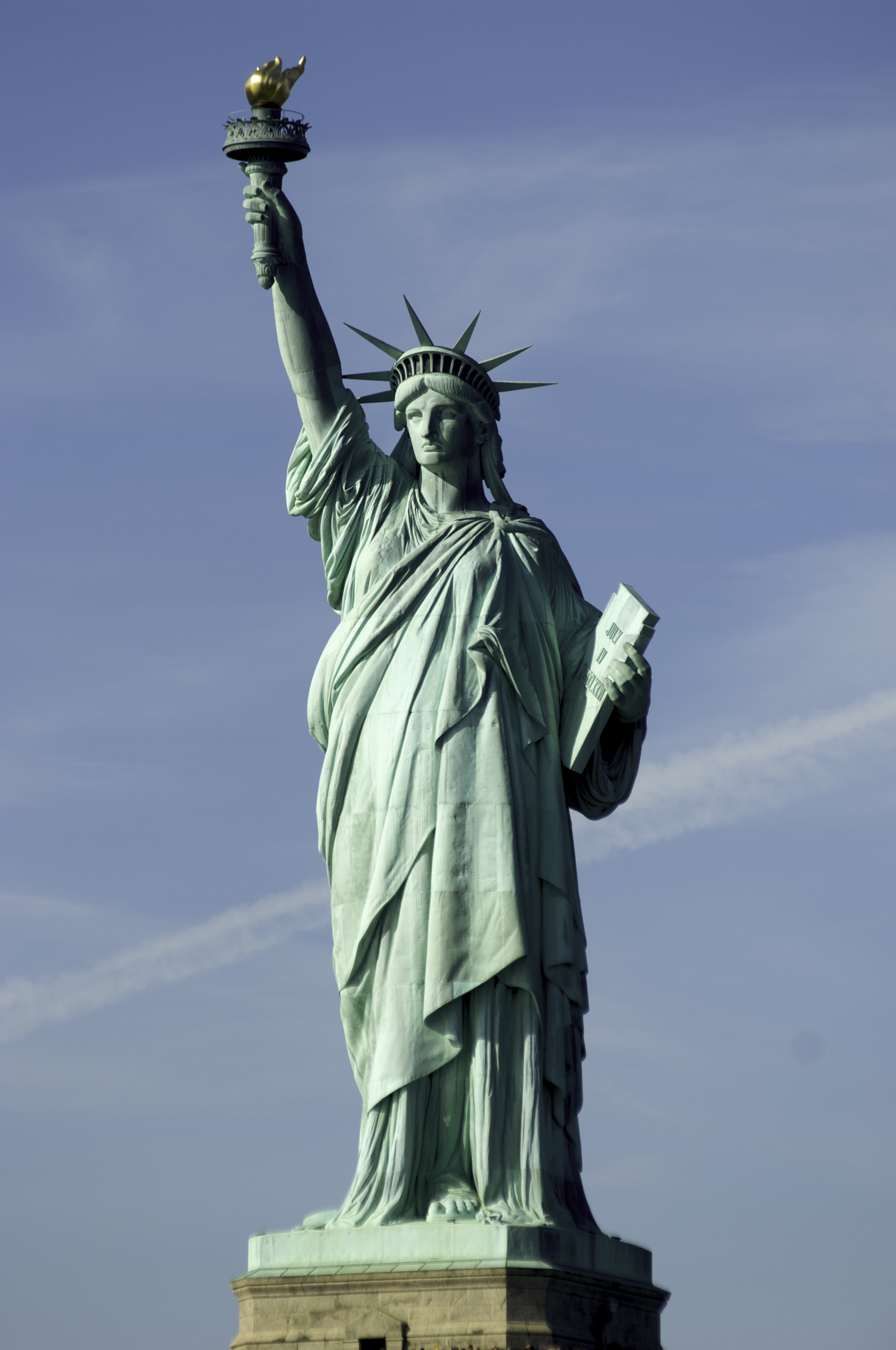 Images of Statue Of Liberty | 2848x4288
