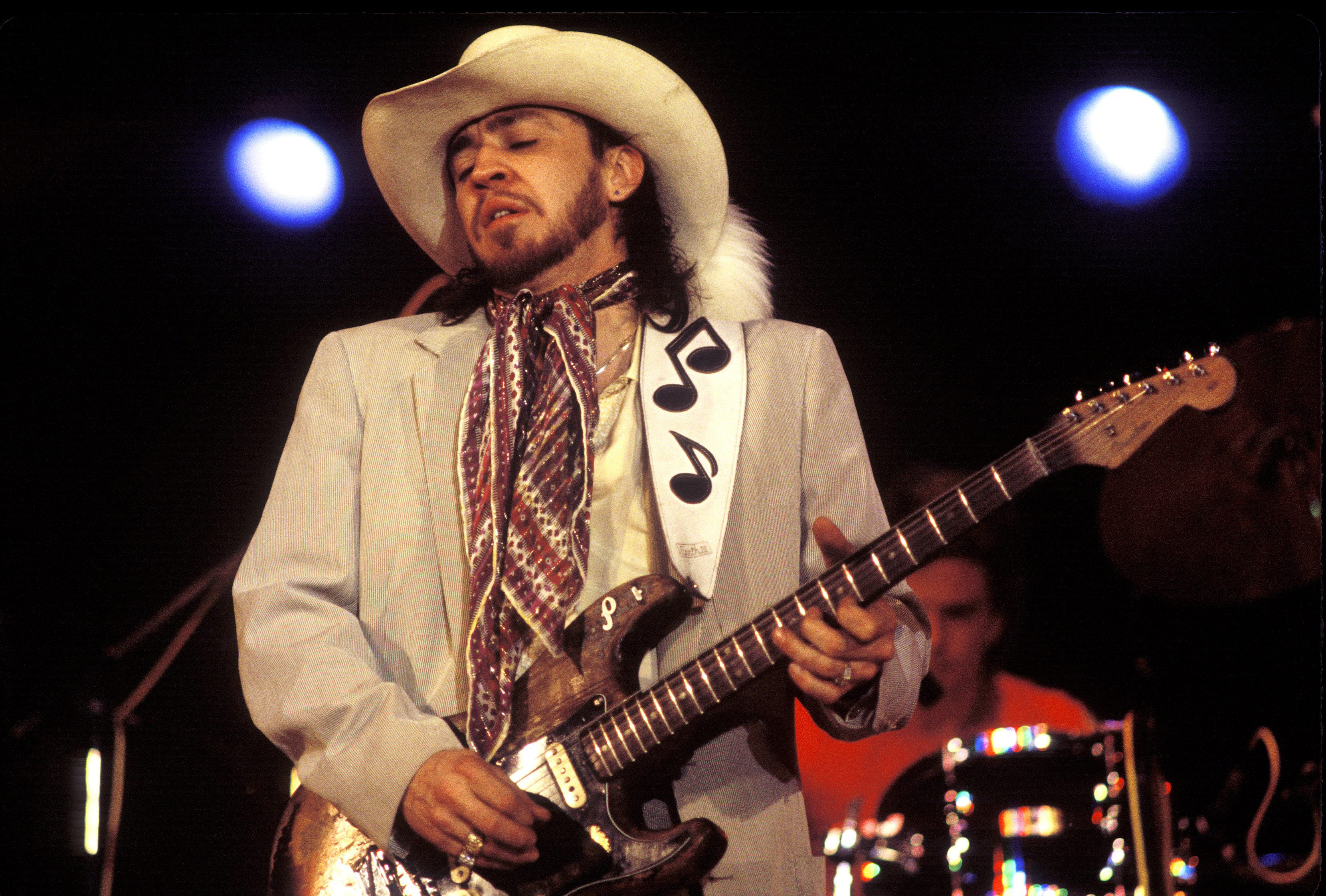 3322x2244 > Stevie Ray Vaughan Wallpapers