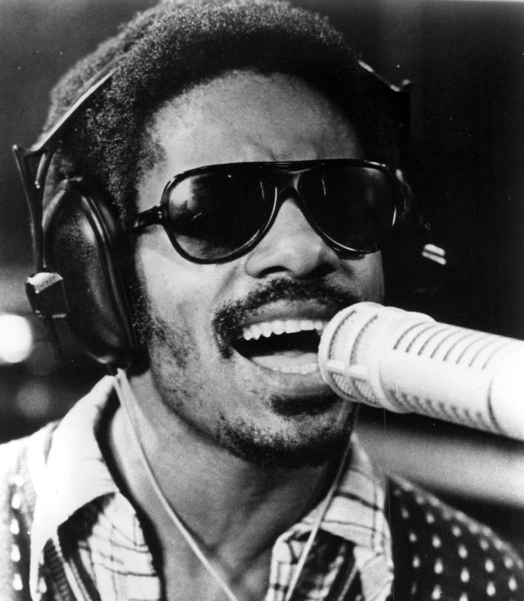 Amazing Stevie Wonder Pictures & Backgrounds