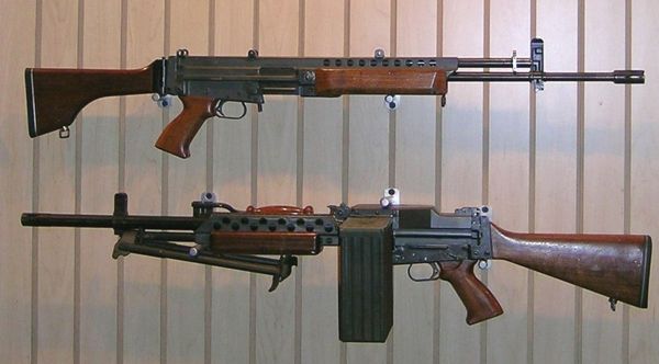 HD Quality Wallpaper | Collection: Weapons, 600x332 Stoner 63 Assault Rifle