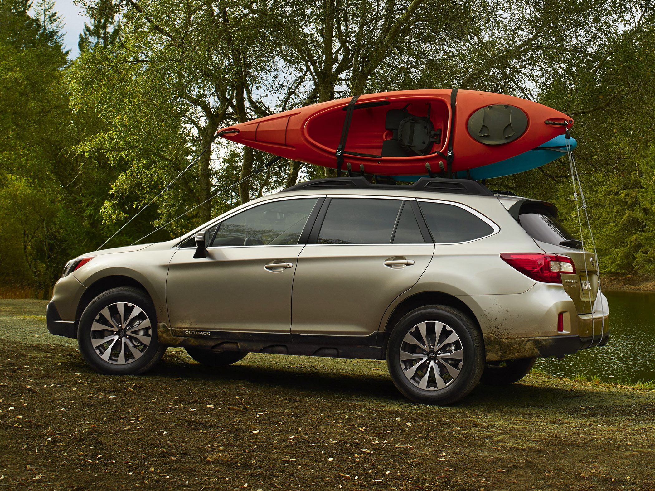 HD Quality Wallpaper | Collection: Vehicles, 2100x1575 Subaru Outback