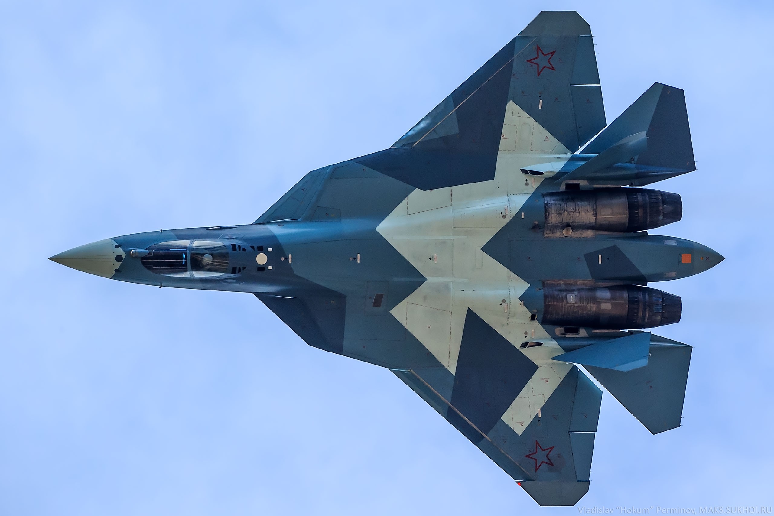 HD Quality Wallpaper | Collection: Military, 2560x1707 Sukhoi PAK FA