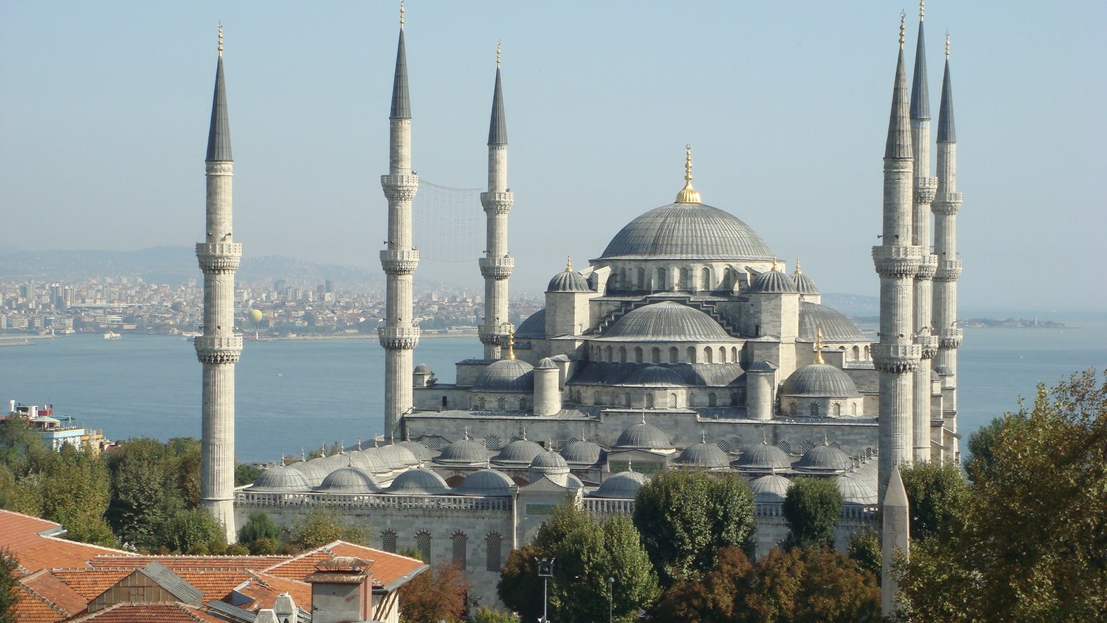 1600x900 > Sultan Ahmed Mosque Wallpapers