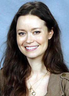 Summer Glau High Quality Background on Wallpapers Vista