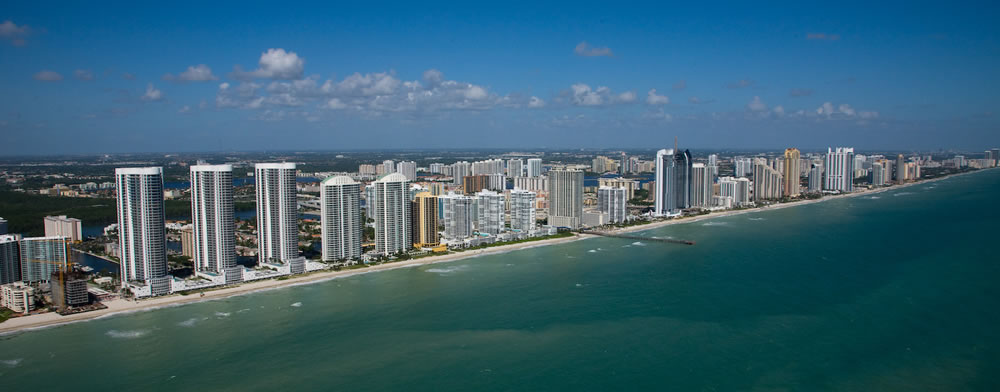 Nice Images Collection: Sunny Isles Beach Desktop Wallpapers