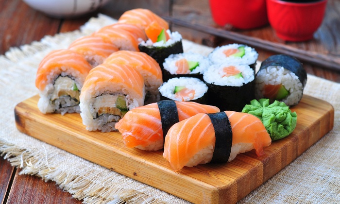 HD Quality Wallpaper | Collection: Food, 700x420 Sushi