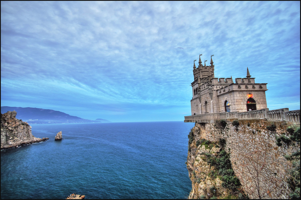 HD Quality Wallpaper | Collection: Man Made, 1024x682 Swallow's Nest