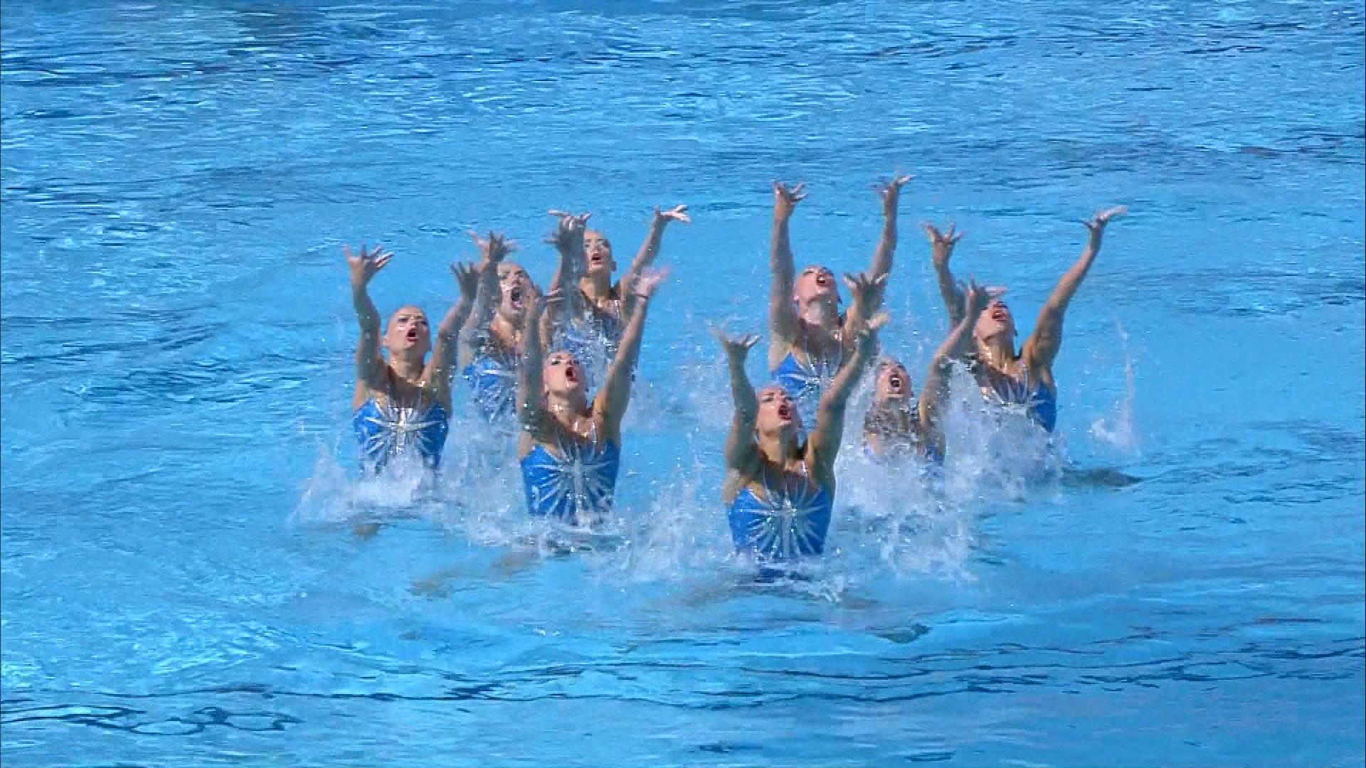 Amazing Synchronized Swimming Pictures & Backgrounds