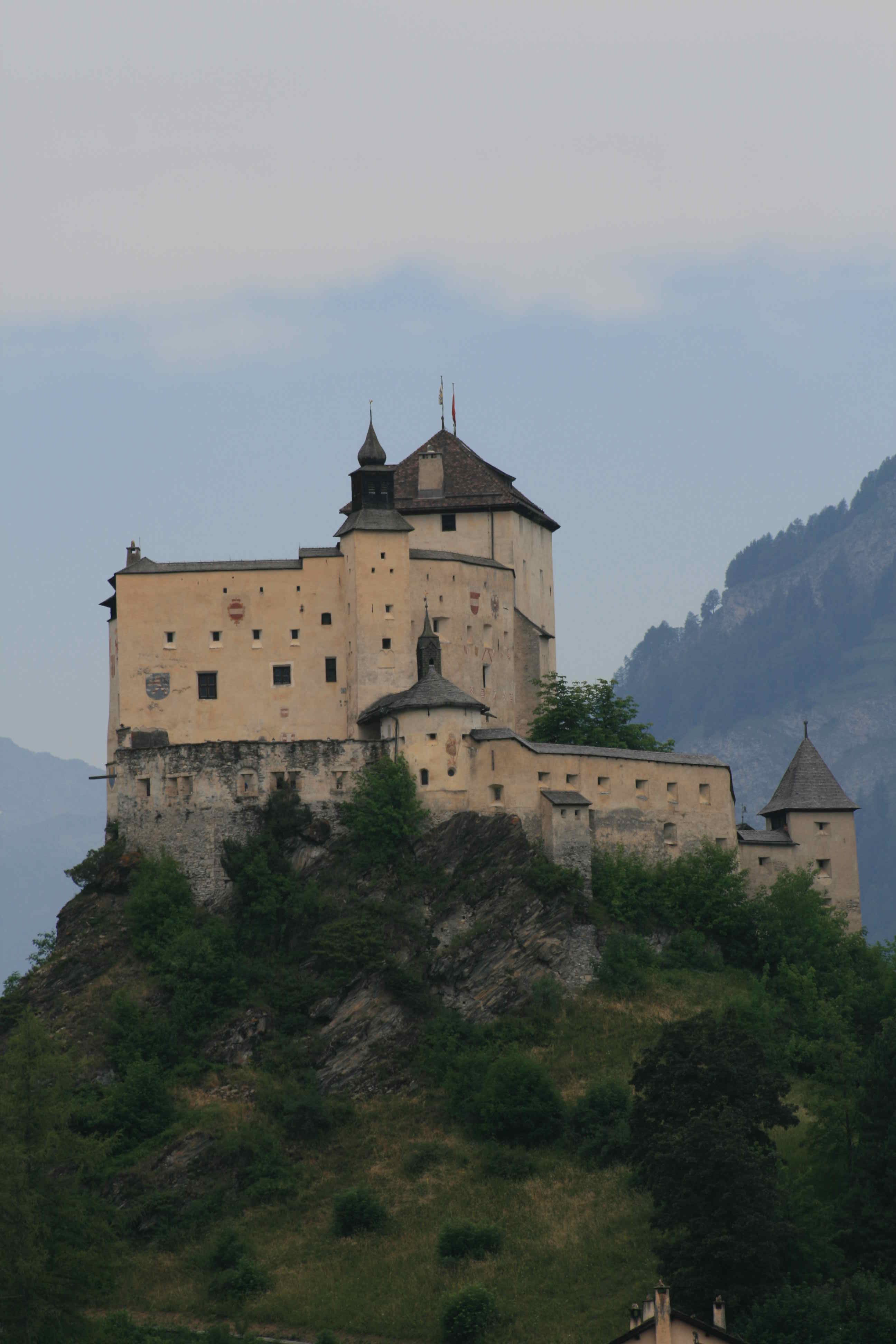 HD Quality Wallpaper | Collection: Man Made, 2592x3888 Tarasp Castle 