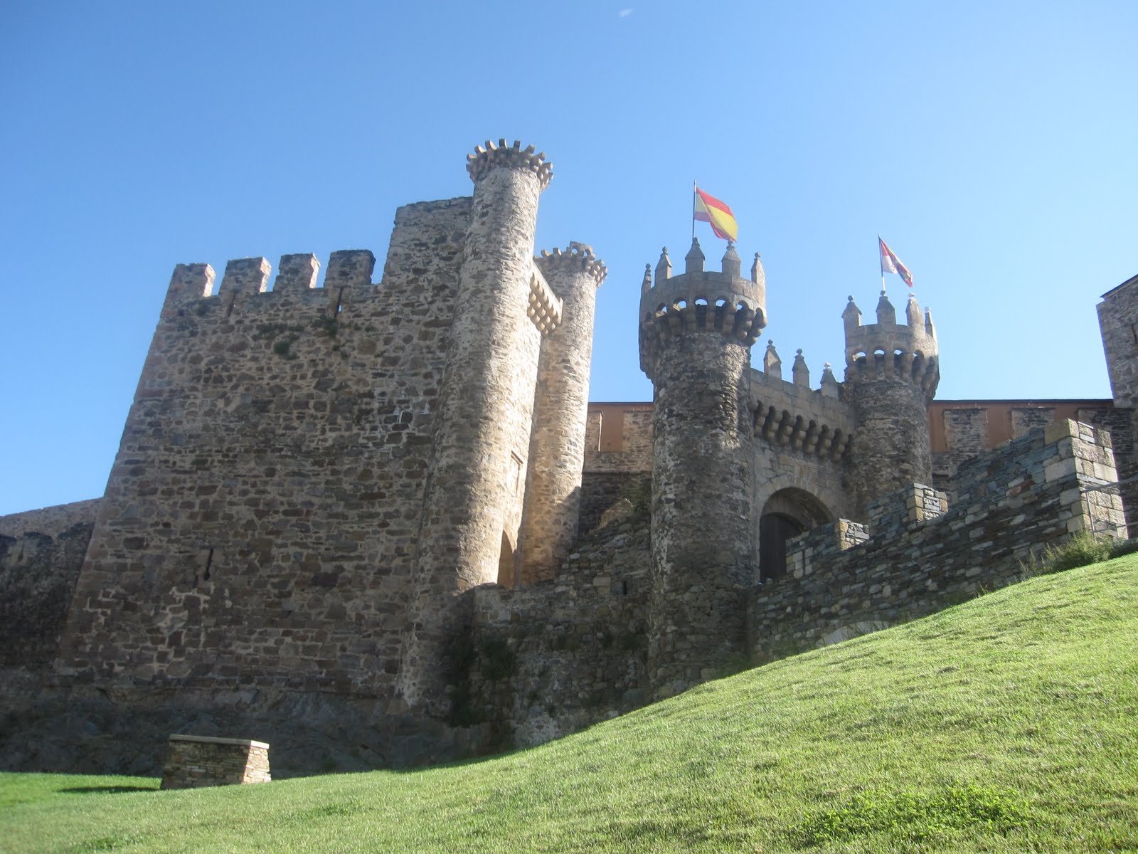 Templar Castle Of Ponferrada Backgrounds on Wallpapers Vista