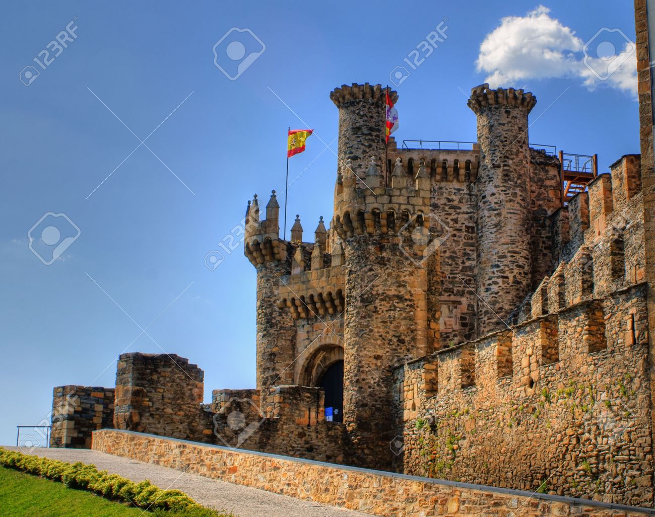 HD Quality Wallpaper | Collection: Man Made, 1300x1027 Templar Castle Of Ponferrada