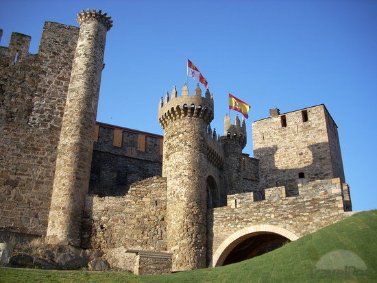 HQ Templar Castle Of Ponferrada Wallpapers | File 154.14Kb