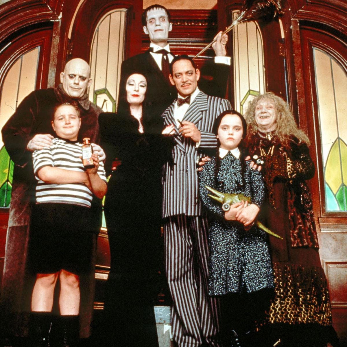 HQ The Addams Family Wallpapers | File 224.95Kb