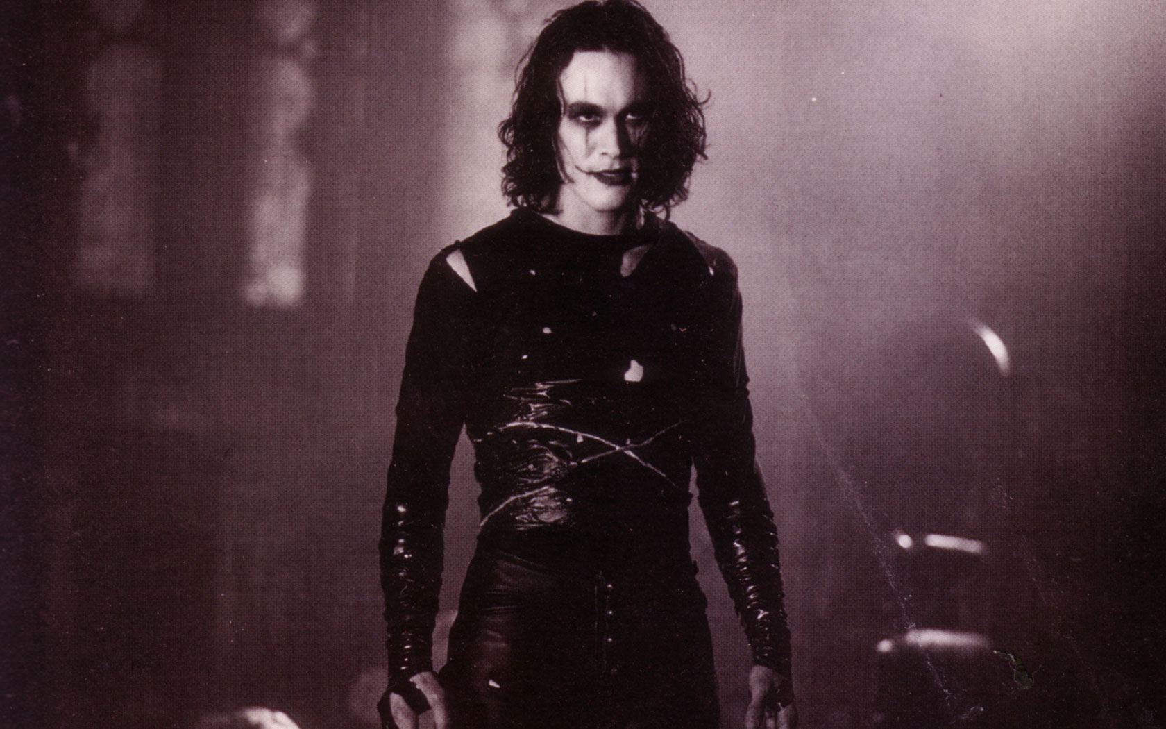 HQ The Crow Wallpapers | File 268.86Kb