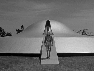 The Day The Earth Stood Still (1951) Backgrounds, Compatible - PC, Mobile, Gadgets| 320x240 px