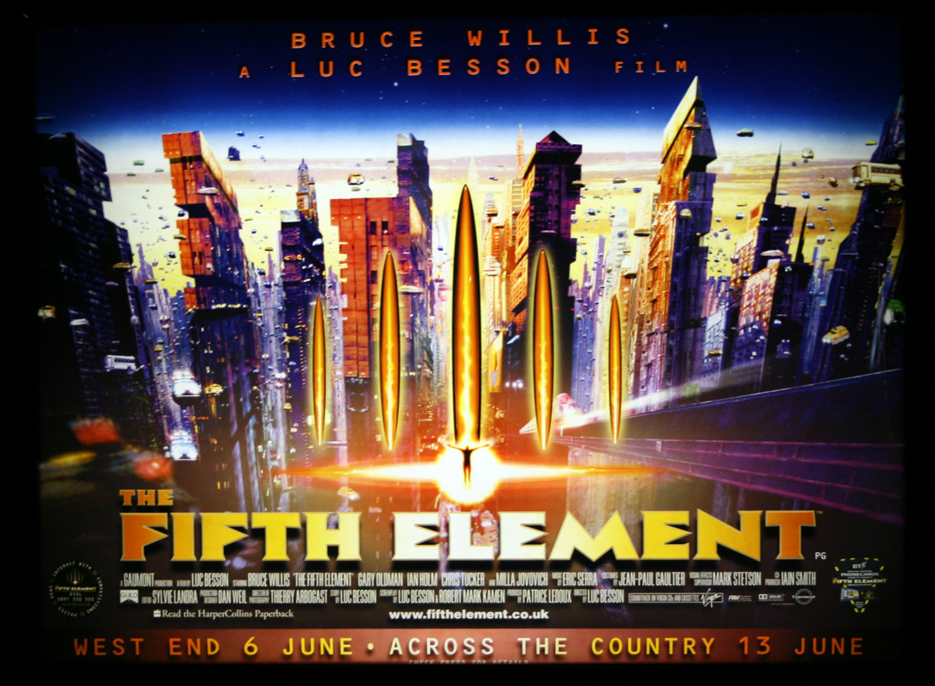 Images of The Fifth Element  | 1362x1000