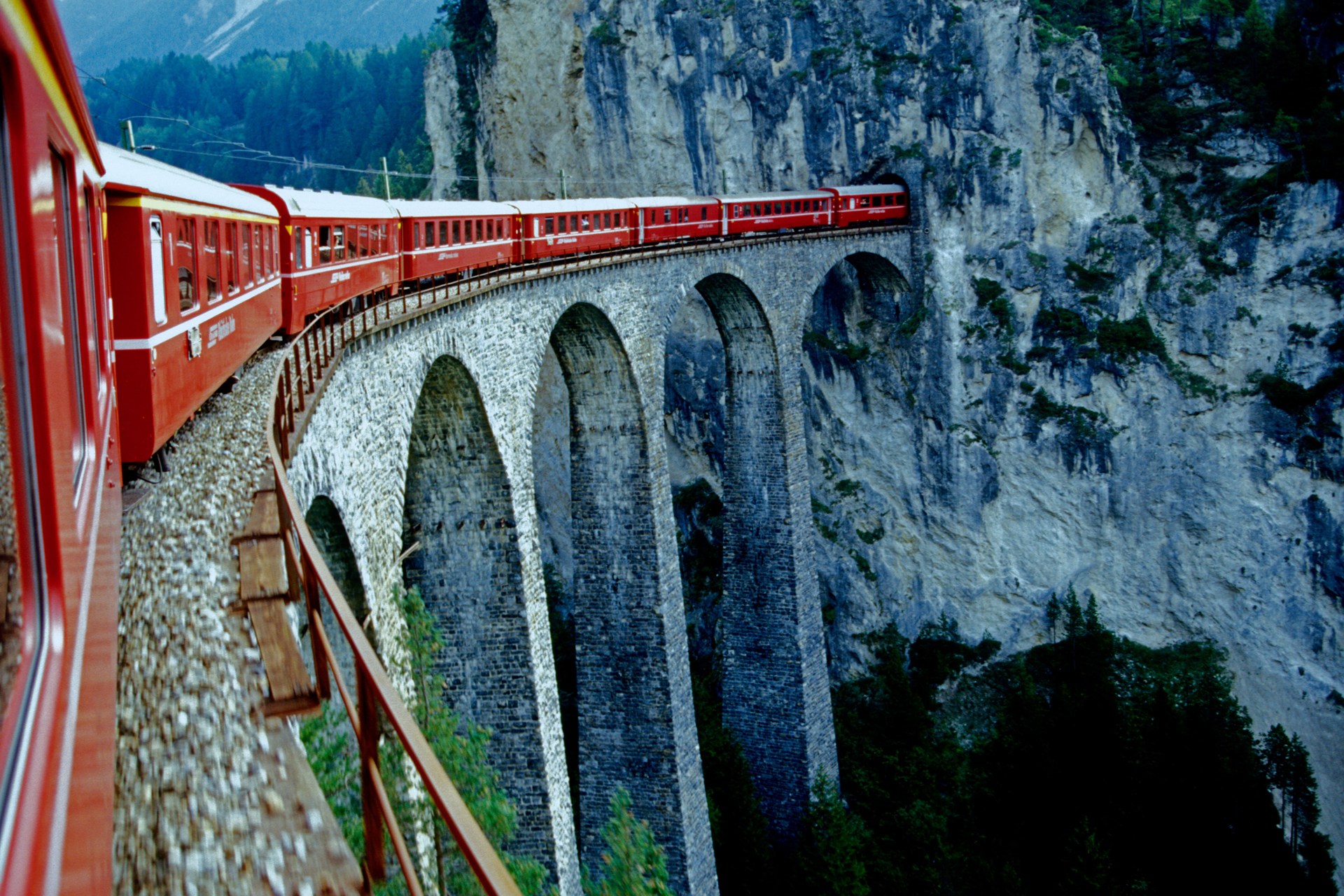 1920x1280 > The Glacier Express Wallpapers